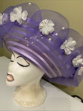 Pretty Dress Hat / Church Hat by Just For You N. Y.